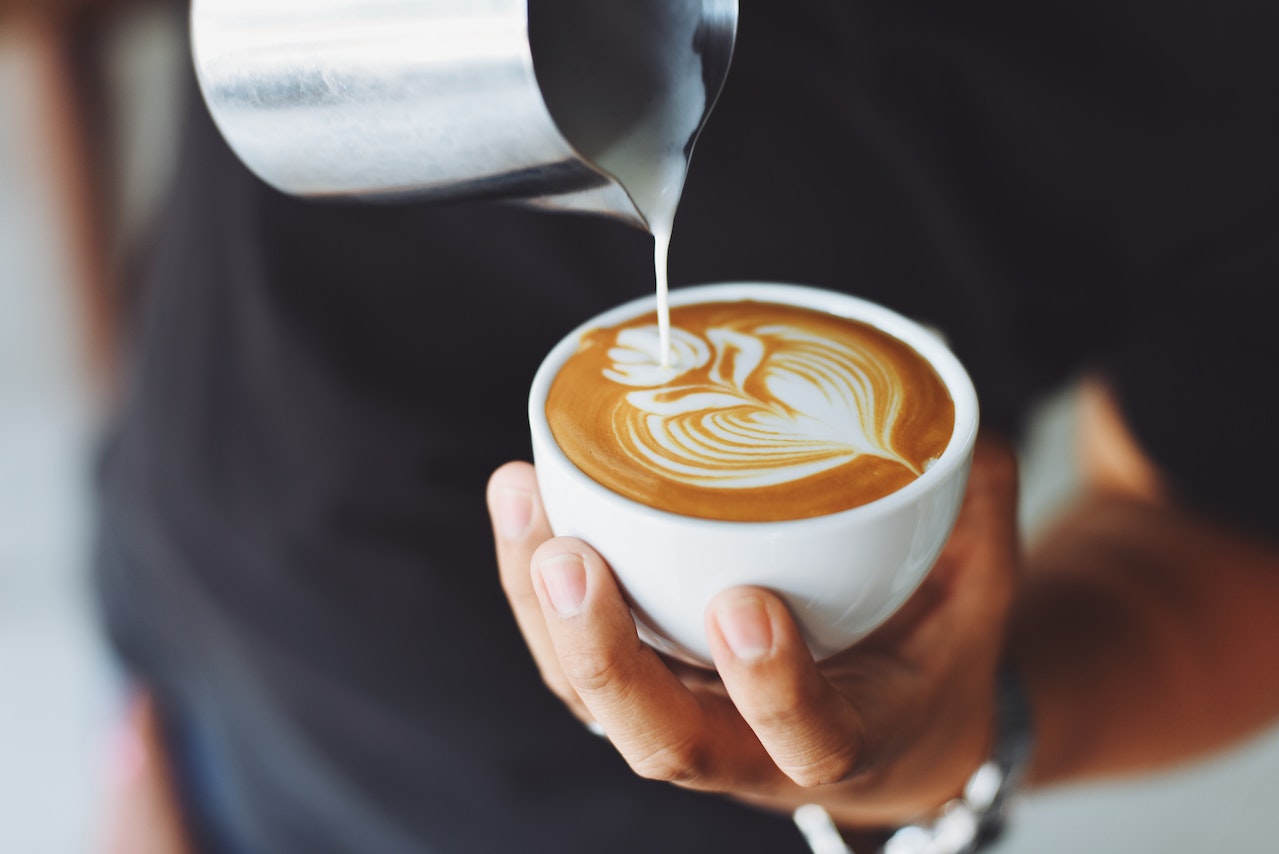 Comment préparer une boisson saine et énergisante pour bien démarrer votre journée ?